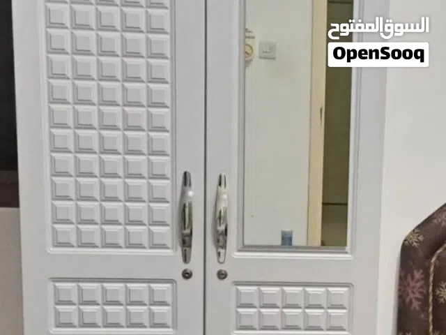 دولاب فردي للبيع بشكل مستعجل