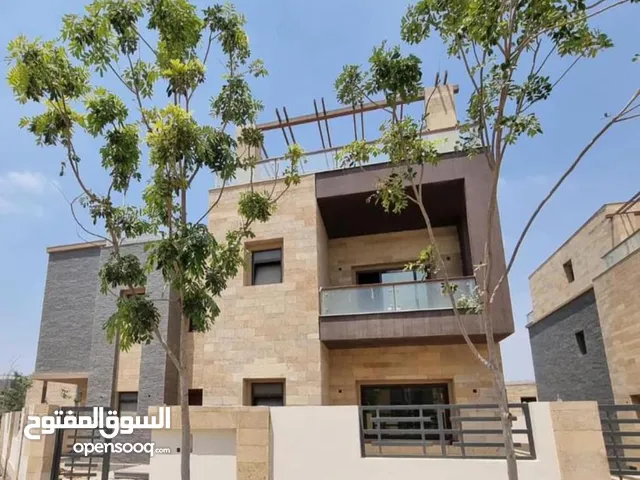 175 m2 4 Bedrooms Villa for Sale in Cairo Fifth Settlement