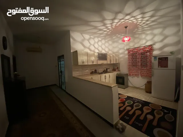 105 m2 3 Bedrooms Townhouse for Sale in Tripoli Al-Jadada'a