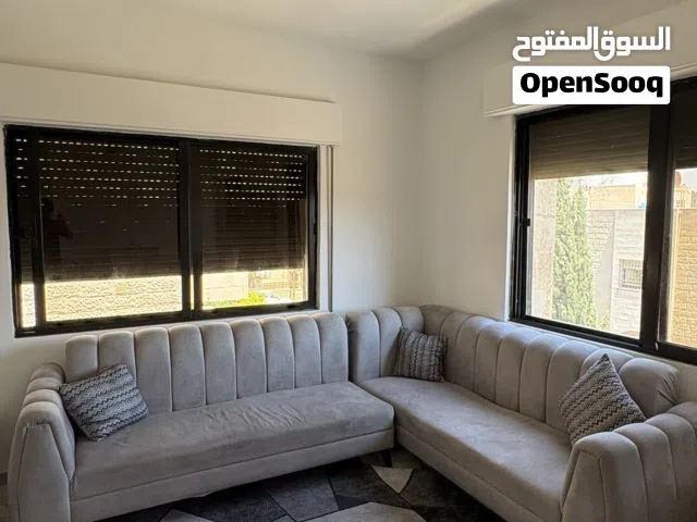 طقم كنب للبيع بحالة جيدة
