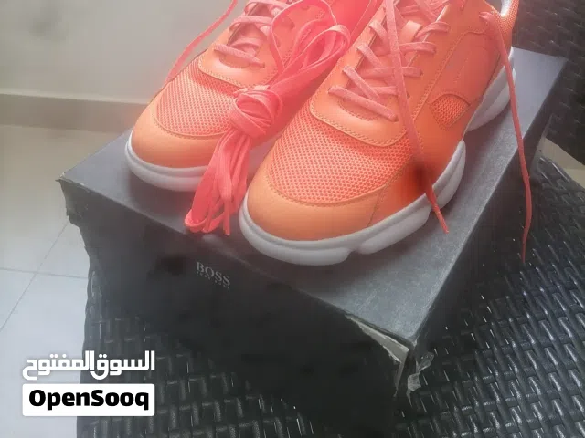 حذاء رياضي boss اصلي