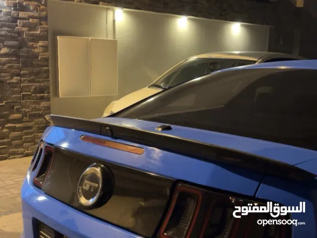 للبيع mustang 2013 gt