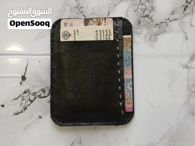محفظة جلد طبيعي هاند ميد – تصميم أنيق ونحيف لحفظ الكروت والنقود