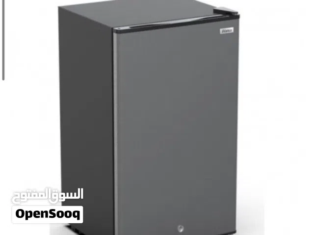 ثلاجة غرفه صغيره وعمليه ويجود في دقات بسيطه لن يوئثو على الجوده ولا التبريد