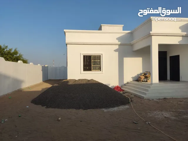 280 m2 4 Bedrooms Villa for Sale in Buraimi Al Buraimi