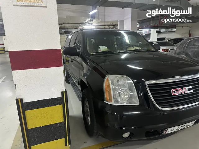 جي ام سي للبيع حالة ممتازة الموتور ماشي 210 الف فقط موديل 2010