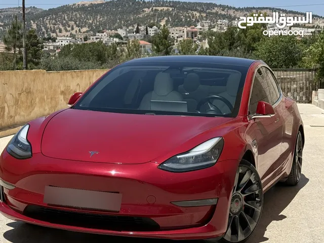 Tesla model 3 2020 online dual motor long range غرفة داخلية بيضاء جنط بيرفورمانس 20