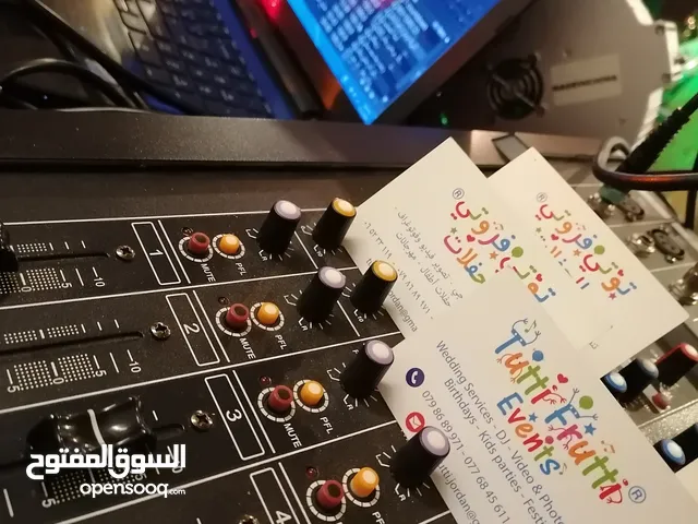 دي جي سماعات لجميع حفلات السيدات