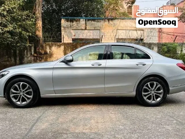 2016 مرسيدس بنز الفئة-C C 300