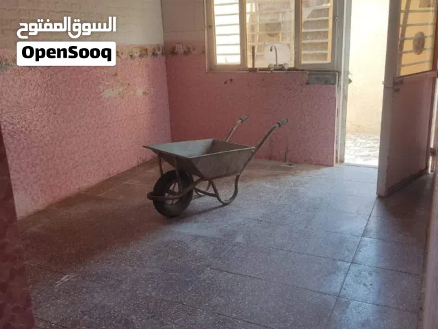   2 Bedrooms Townhouse for Rent in Basra Abu Al-Khaseeb