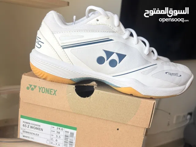 YONEX 65 Z Badminton Shoes