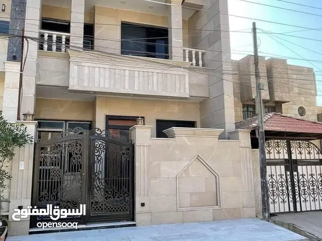 240m2 4 Bedrooms Townhouse for Sale in Baghdad Saidiya