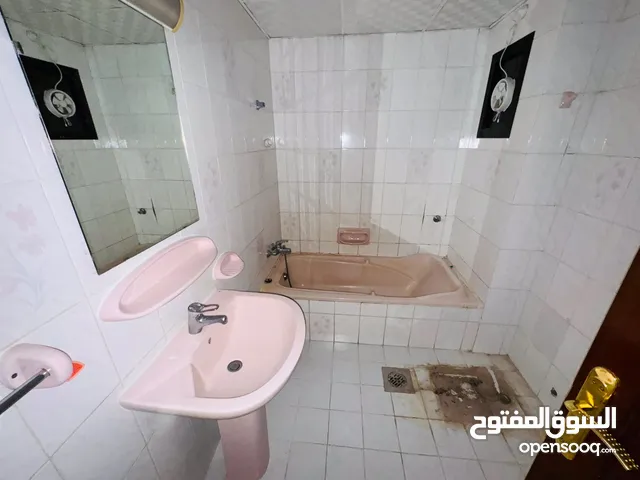80 m2 4 Bedrooms Apartments for Rent in Al Ain Al Khabisi
