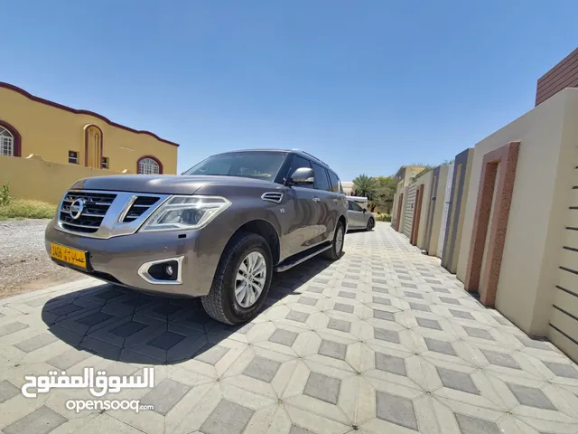 Used Nissan Patrol in Al Dakhiliya