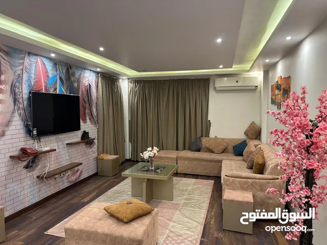 140 m2 3 Bedrooms Apartments for Sale in Giza Sheikh Zayed