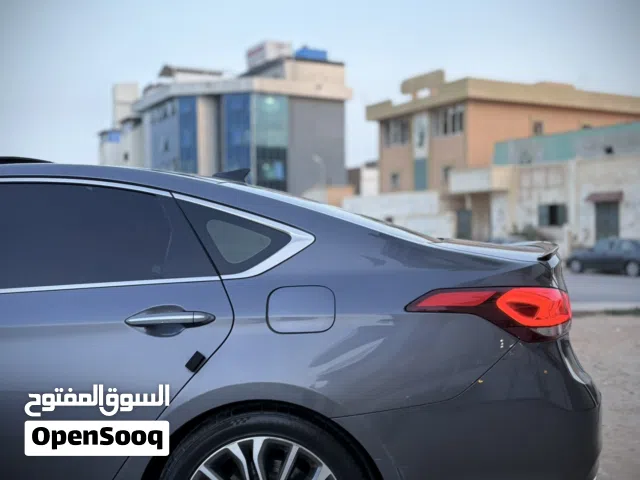 هونداي جنيسس2016 للبيع