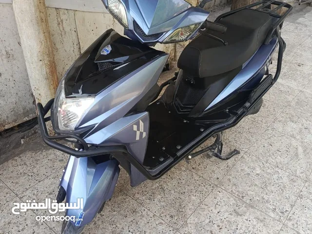 دراجة شحن سكنس 6 بطاريات دبل الحجم الكبير