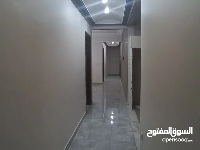 425 m2 Showrooms for Sale in Benghazi As-Sulmani