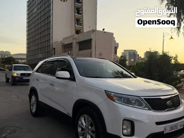 Used Kia Sorento in Tripoli