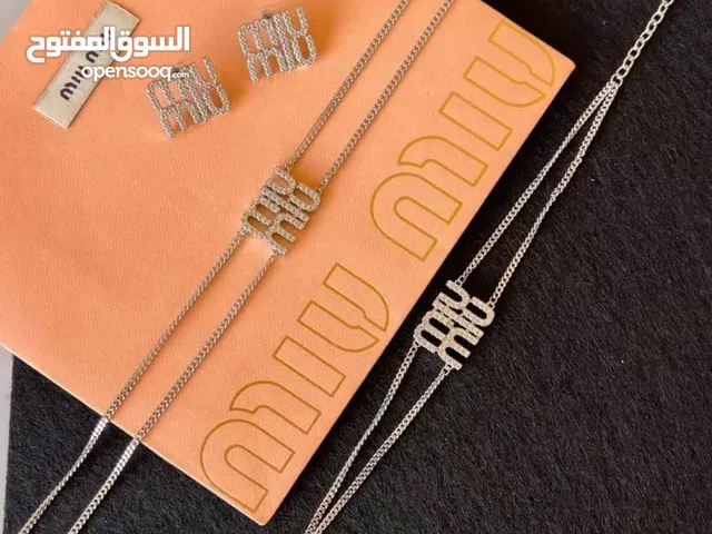 اطقم وحلي اكسسوارات نسائيه تواصل واتساب او خاص