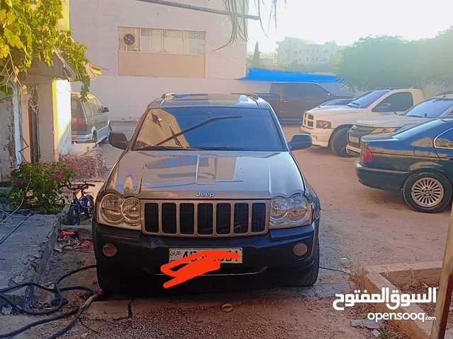 جيب شيروكي ليمتد للبيع موديل 2007 فحص جيد خلفي قصعات امامي ماتور 4700cc منتهي ترخيص صحتها كويسه