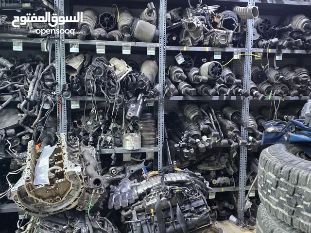 متوفر لدينا قطع غيار رنج روفر عجمان الصناعيه بأسعار مناسبه جدا