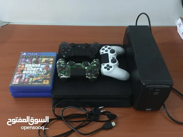  Playstation 4 for sale in Saladin
