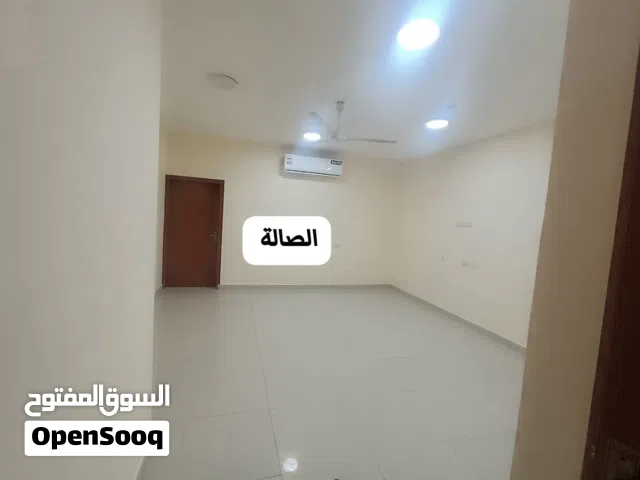 شقة للإيجار – العامرات / مرتفعات السادسة  شقة في الدور الأرضي بموقع هادئ ومناسب للعائلة