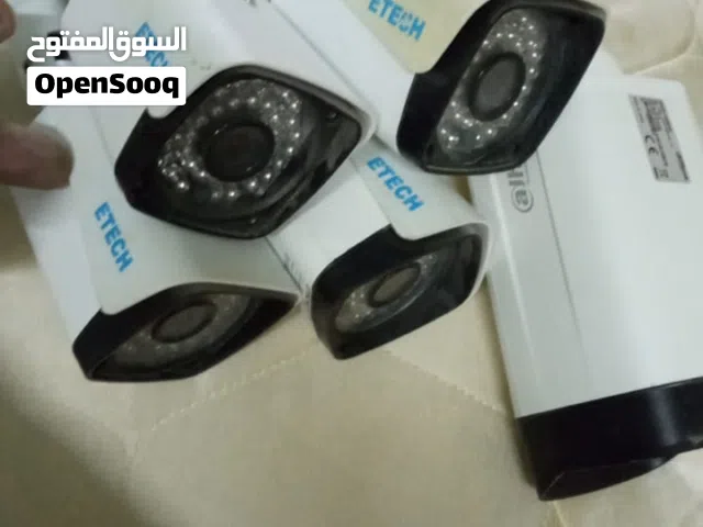 كميرات مراقبة عدد 5 حبات نظيفات مافيهن اي شيء