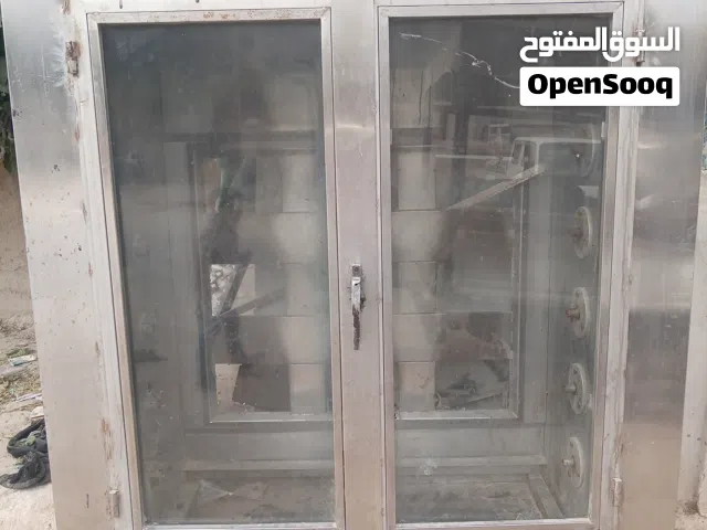 عده مطعم للبيع شوايه فروج جنزير وبسطه جاطات  ثلاجه دلي بسطه شاورما عالفحم وقرل وعدة اخرى