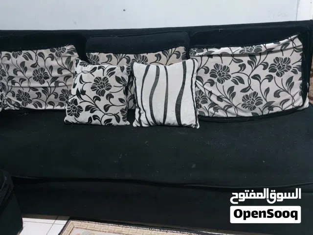 ركنه للبيع 2 كنبه وبوف