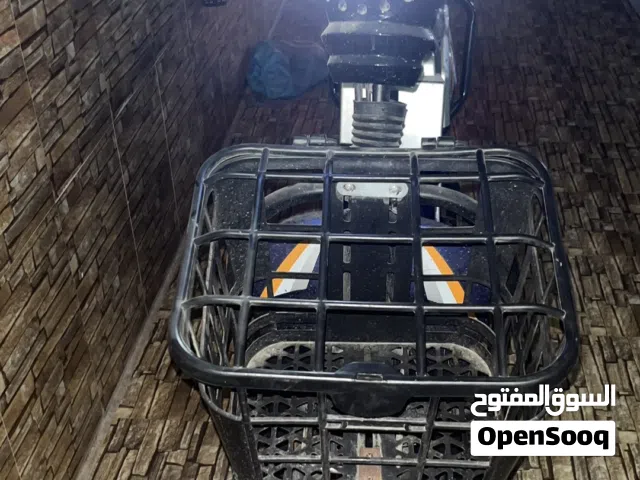 دراجة وسكوتر مع بعض او واحد واحد للبيع او مبادله بشي بقبول