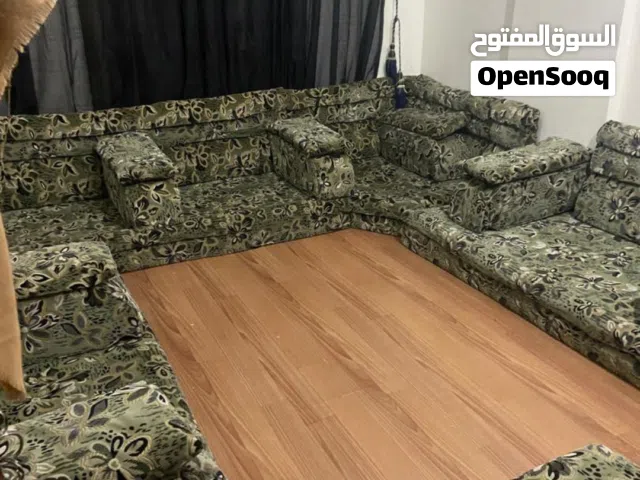 مجلس ضغط قوي مستخدم نظيف تقريبا 9 متر او اكثر