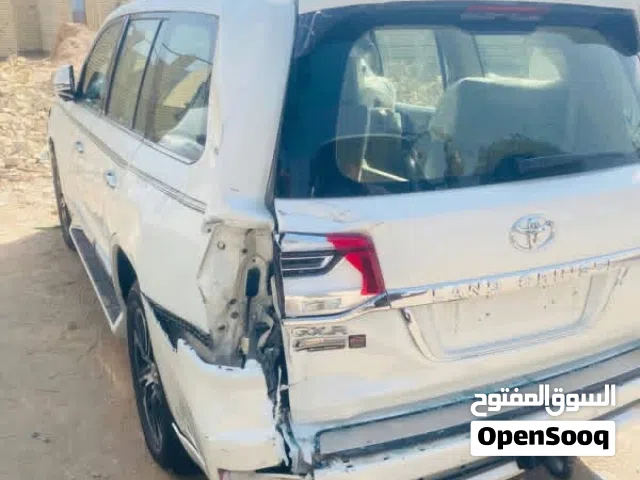 شراء جميع انواع السيارات المضروبه