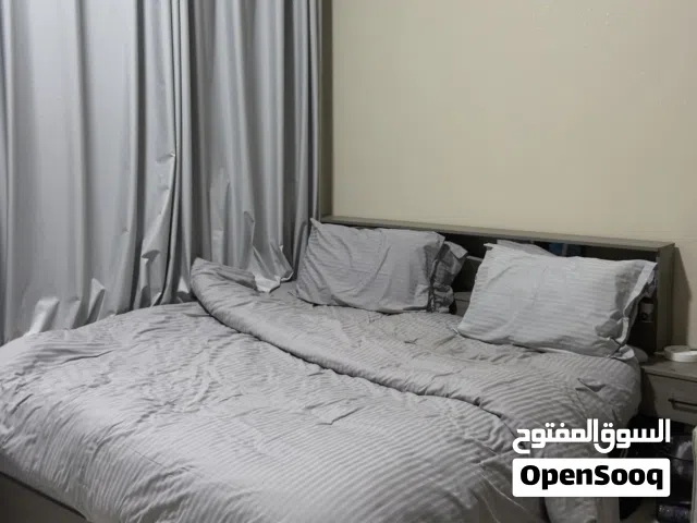 King size bed