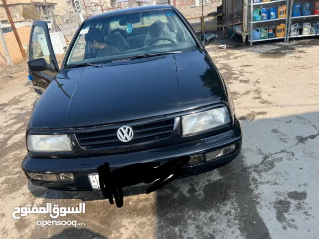 سيارة فولسفاكن جولف موديل 94