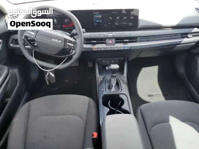2025 كيا K4 EX