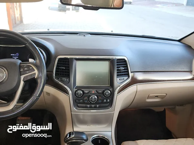 Jeep Grand Cherokee L Limited 4X2 in Muscat