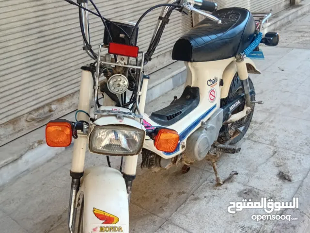 هوندا تشالي 1995للبيع فرصة لا تعوض بمليون وتمانمية بحق بسكليت اليوم والحالة ممتازة كهرباء شغالة