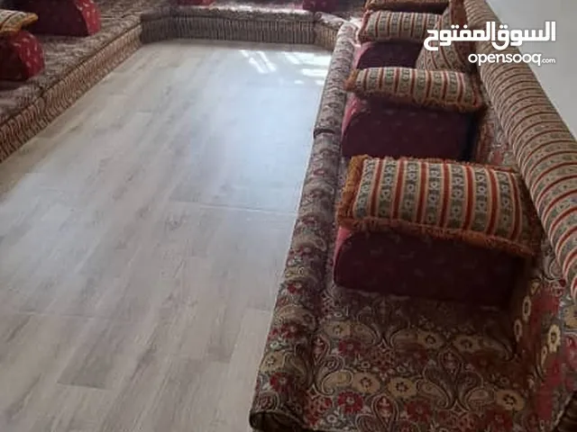 مطلوب اثاث مستخدم دولايب مجالس غرف نوم مجالس