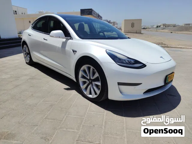2020 Tesla Model 3 Long Range