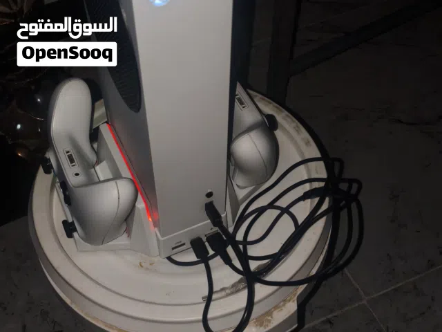 اكس بوكس سيريس اس مستعمل الجهاز نظيف كلش ويا يدتين وستان تبريد وملحقاته كاملة