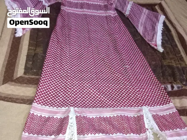ملابس لعمر محير كانهم جداد