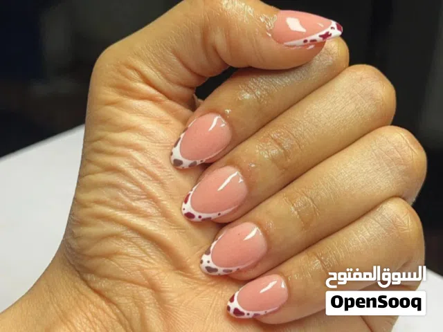 nails care,makeup,braiding,feet spa scrubbing VIP,acrylic and gel applicable