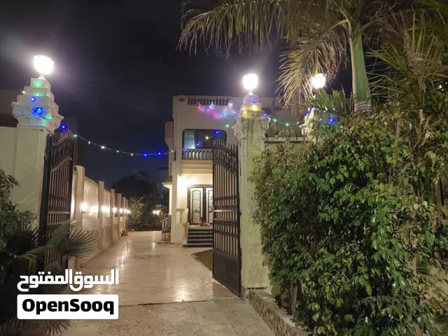 فيلا للبيع  بارقى احياء الشروق بحى المستشارين