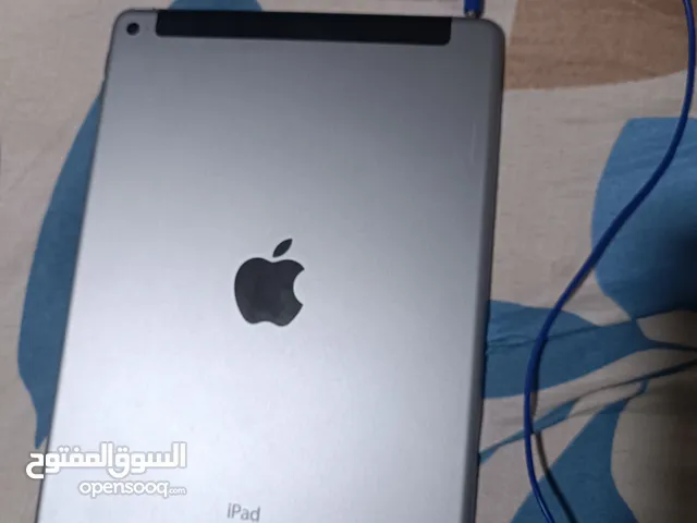 .ipad air 2 ب حاله ممتازه