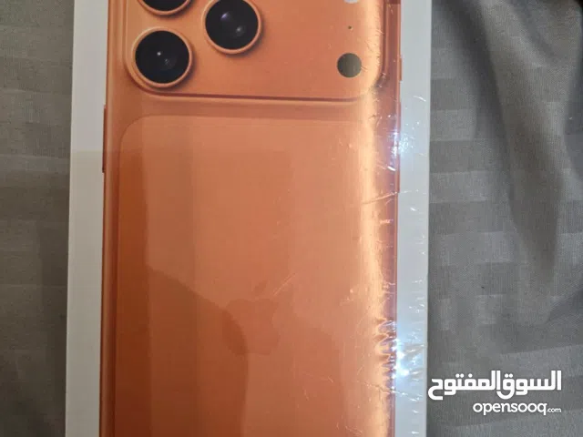 iPhone 17 pro max جديد في الكرتون لم يتم فتحه