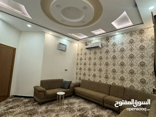 400 m2 4 Bedrooms Townhouse for Sale in Basra Tuwaisa