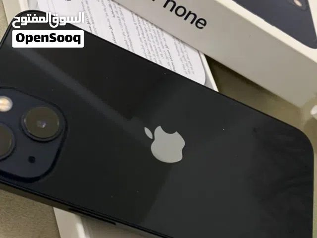 iPhone 13 مستعمل جديد ممتاز 128 جيجا لدي شحن والبطارية في 100% ليس هناك أي أضرار