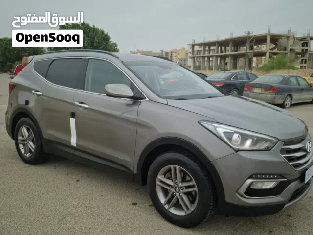 Used Hyundai Santa Fe in Tripoli